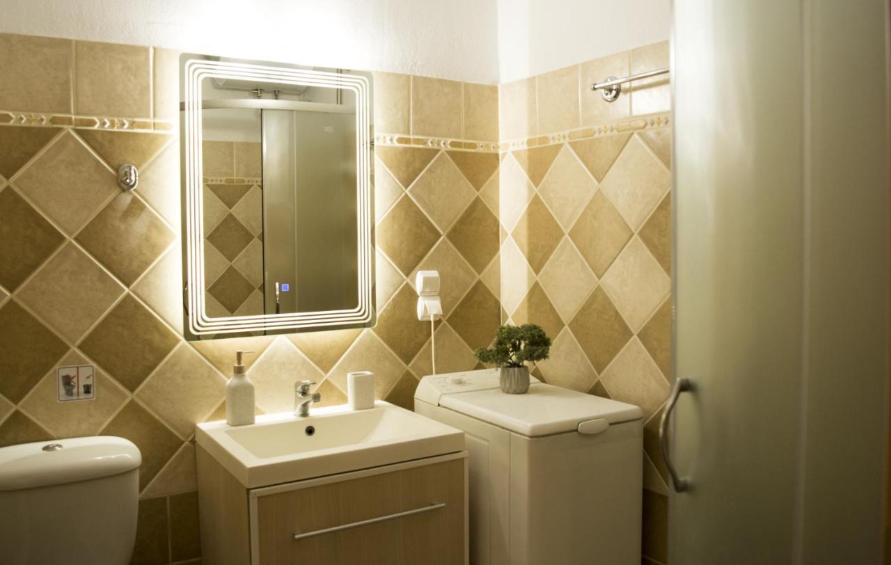 Helia Apartment 1 Alepou ภายนอก รูปภาพ
